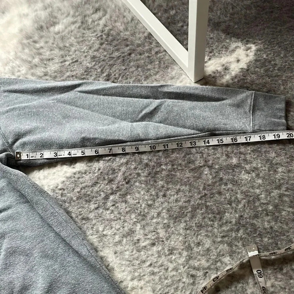 🔥 4/$20 Oversized Sweater - Picture 10 of 11